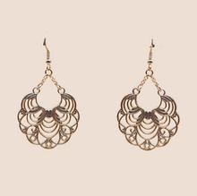 Load image into Gallery viewer, Gold Filigree Teardrop Earrings