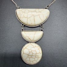 Load image into Gallery viewer, Desert Mason - White Necklace
