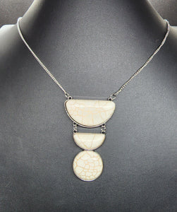 Desert Mason - White Necklace